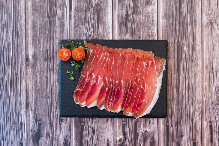 Schinkenspeck luftgetrocknet