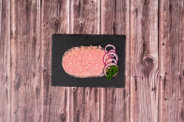Aufschitt gekochtes Zwiebelmett